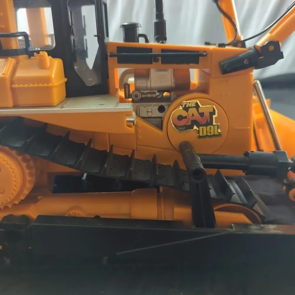 New Bright Caterpillar The Cat D9L Remote Control Bulldozer 1987 Works READ!!